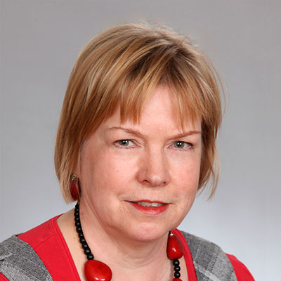 Kirjottaja Taina Tuomi, Kirjoittaja toimi Kevassa kehittämispäällikkönä 
