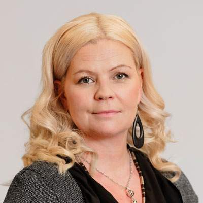 Kirjottaja Riina Koskela-Manninen